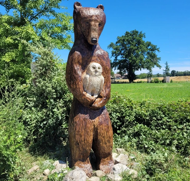 Ours & Hibou